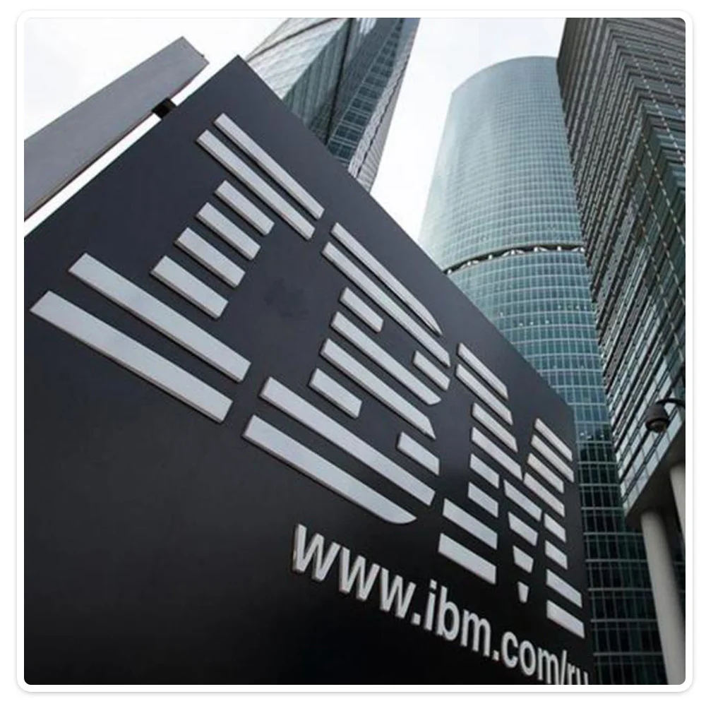 Graphic Designer Geeks | Logo | IBM