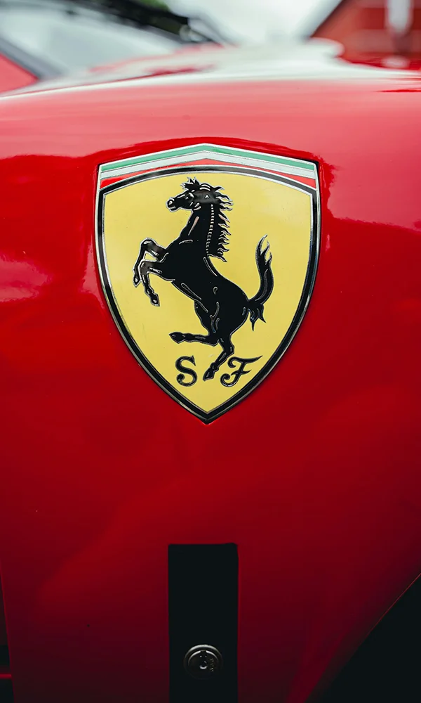 Graphic Designer Geeks | Logo | Ferrari