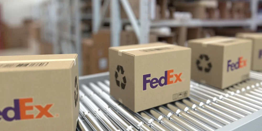 Graphic Designer Geeks | Logo | FedEx